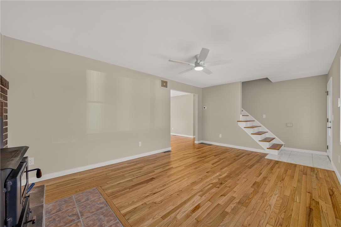 524 Clyde Street Property Photo 13