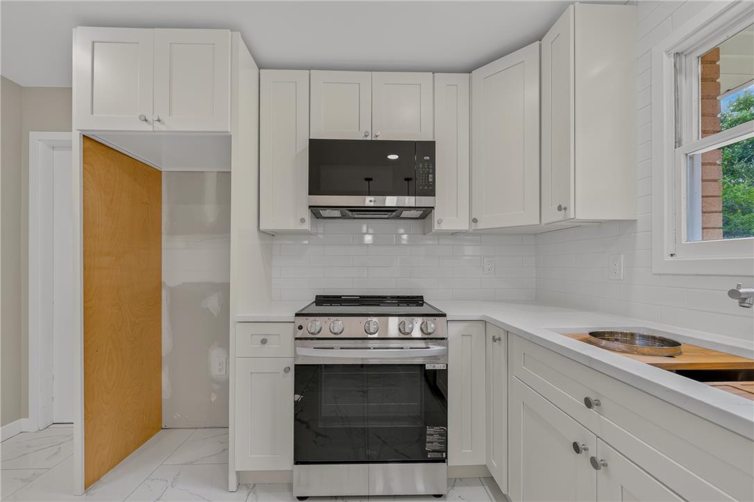 524 Clyde Street Property Photo 22