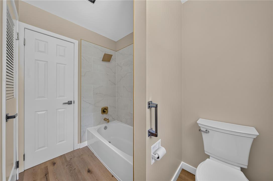 524 Clyde Street Property Photo 31