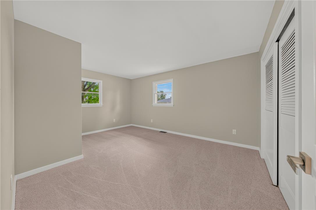 524 Clyde Street Property Photo 32