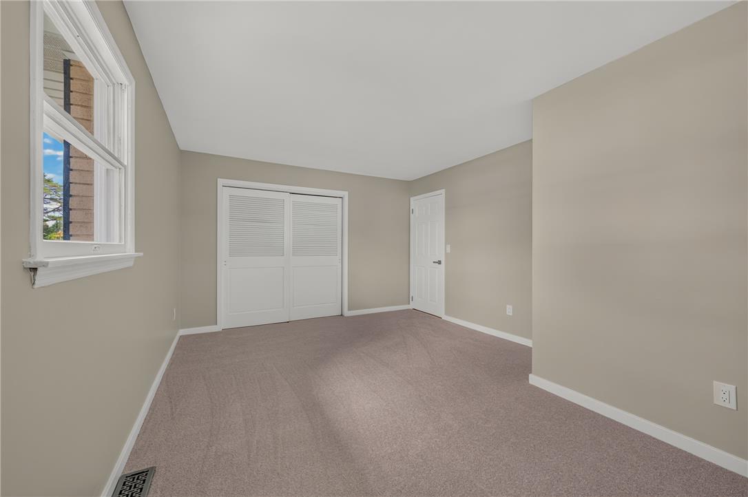 524 Clyde Street Property Photo 34