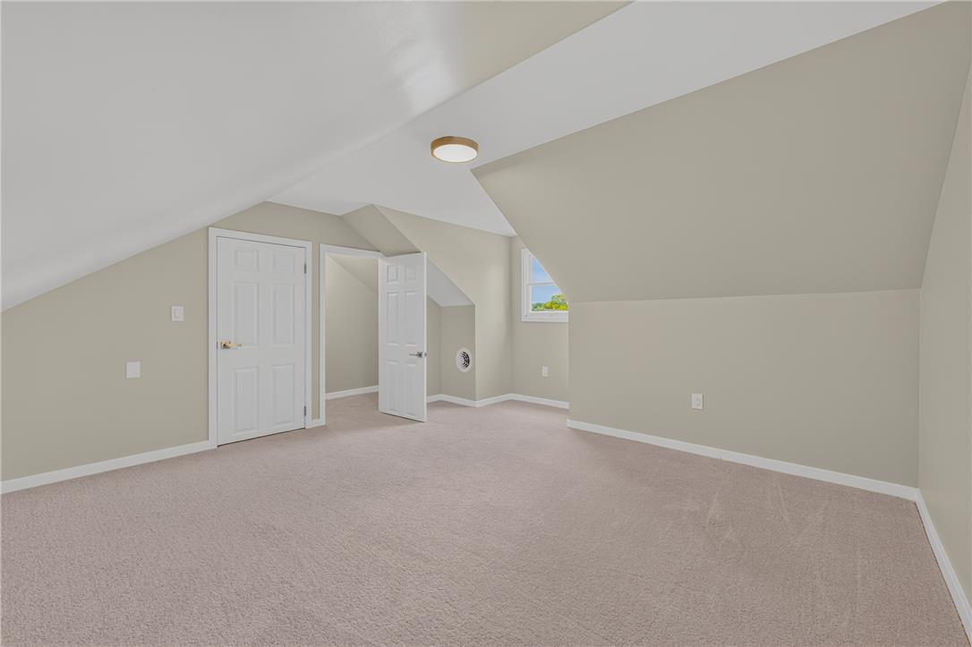 524 Clyde Street Property Photo 37