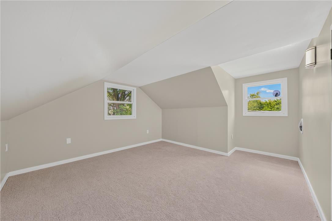 524 Clyde Street Property Photo 39