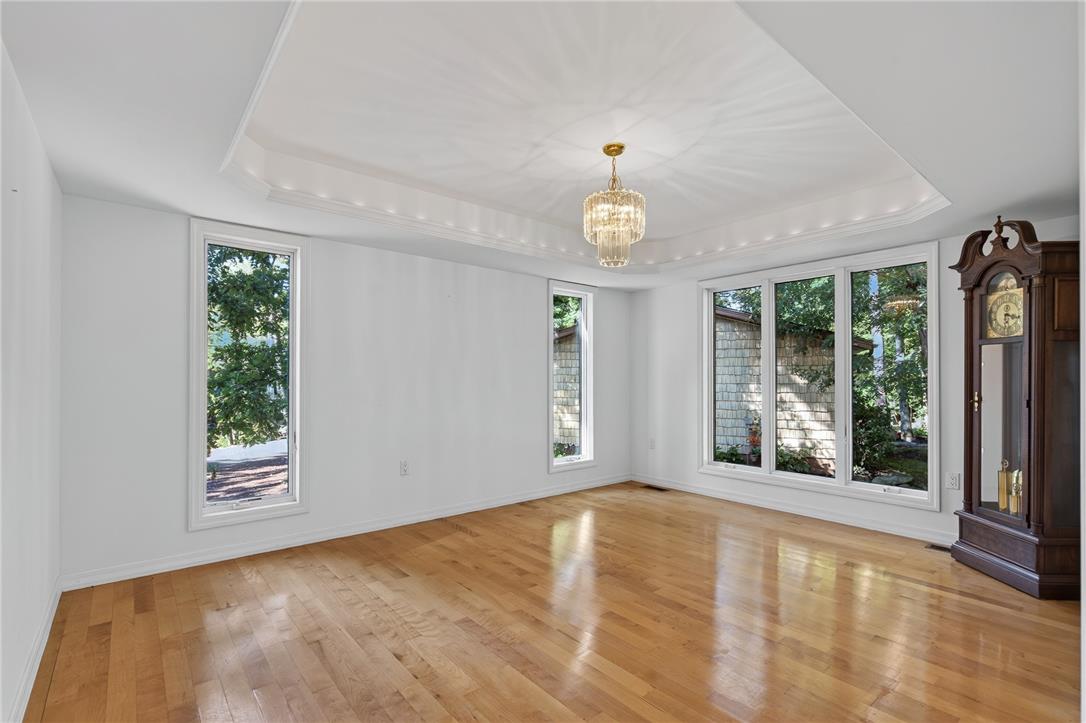 33 Oak Court Property Photo 30