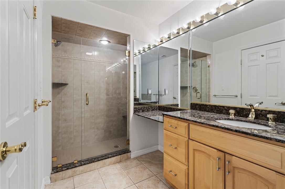 33 Oak Court Property Photo 45