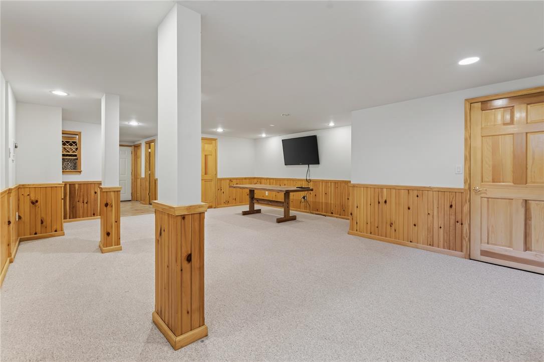 33 Oak Court Property Photo 60