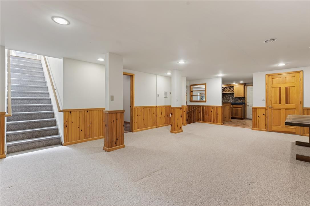 33 Oak Court Property Photo 61