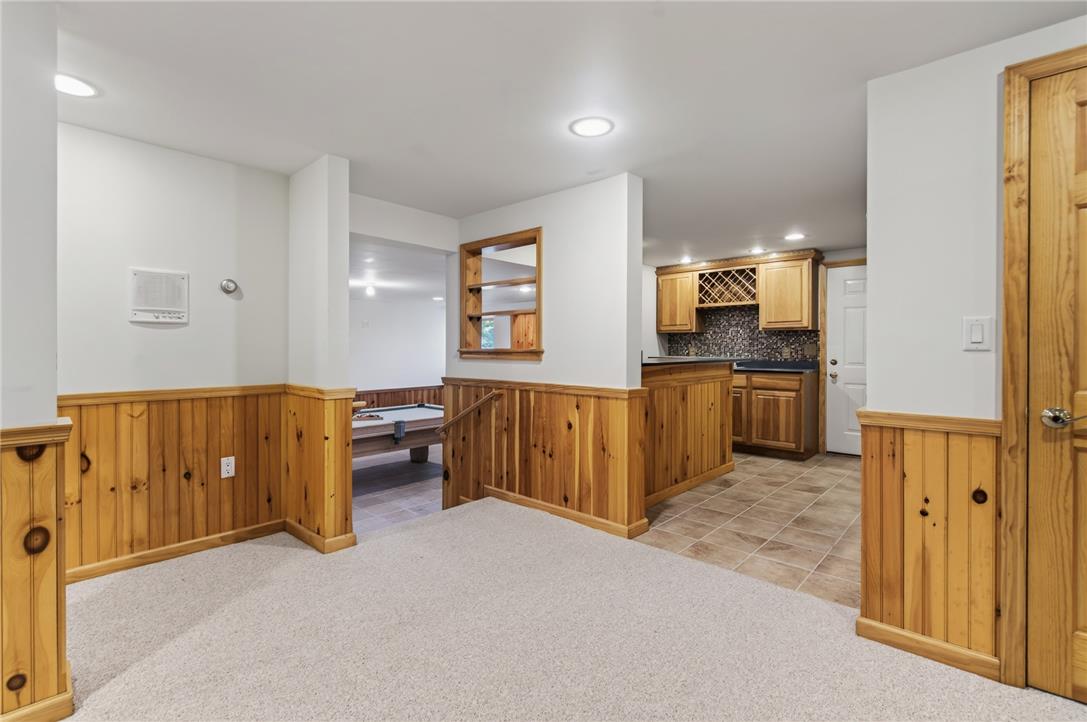 33 Oak Court Property Photo 65