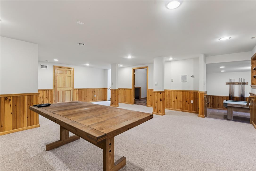 33 Oak Court Property Photo 66