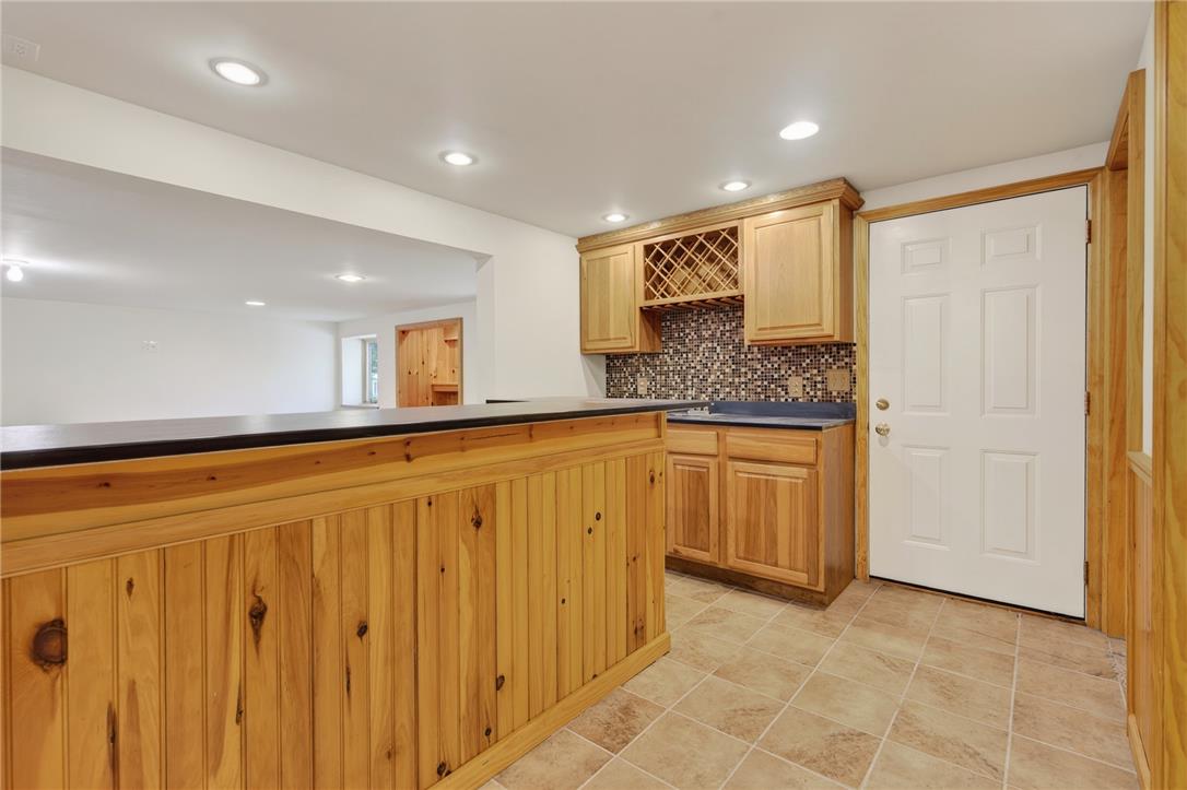 33 Oak Court Property Photo 67