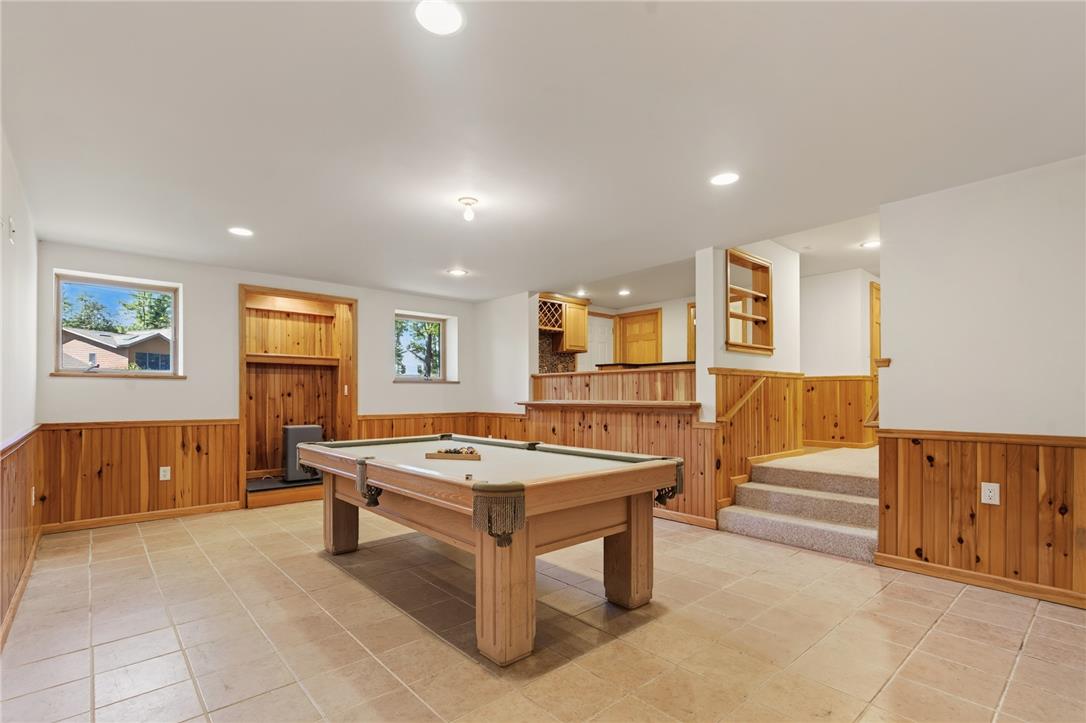 33 Oak Court Property Photo 75