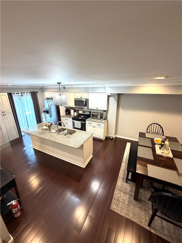 1546 Creekside Road Property Photo 12