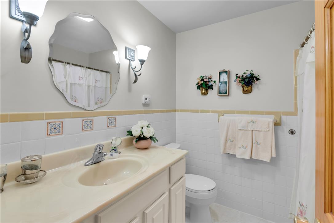 3915 Hecktown Road Property Photo 23