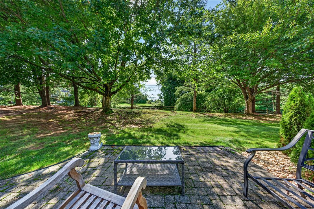4706 Pinehurst Circle Property Photo 7