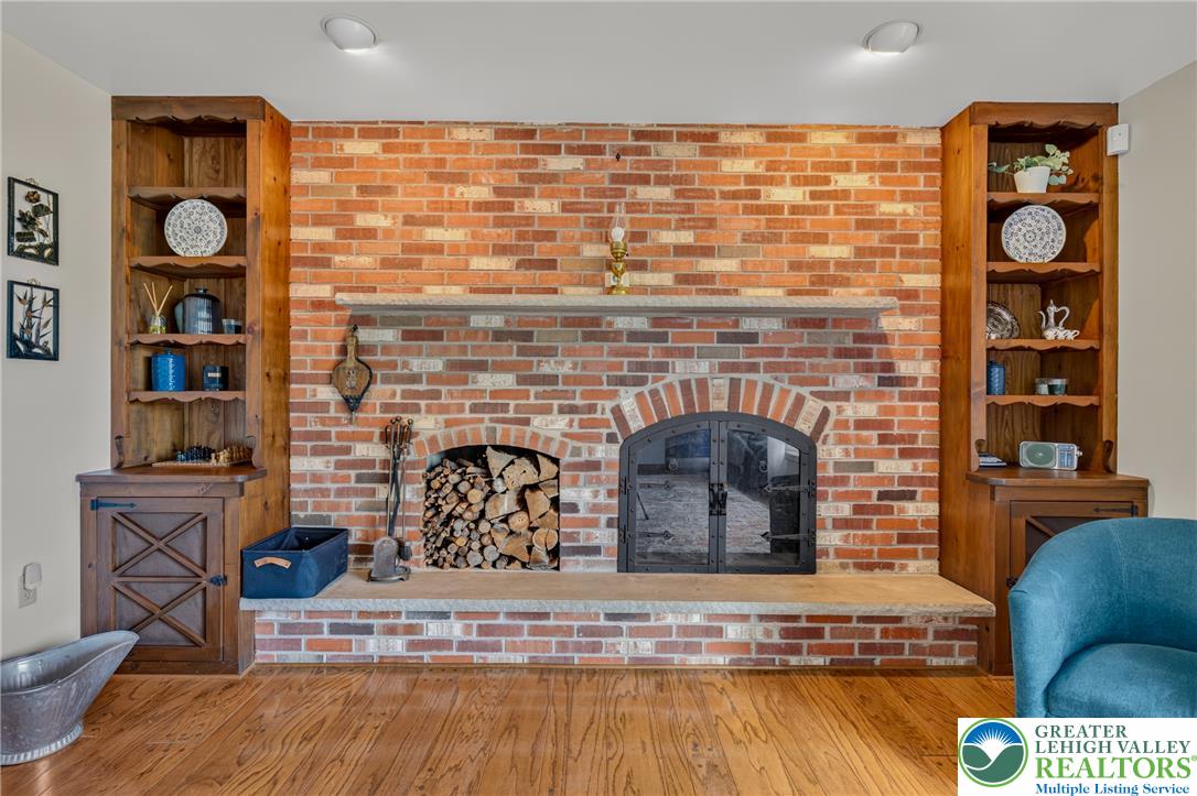 395 Sunrise Boulevard Property Photo 11