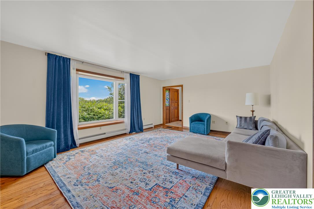 395 Sunrise Boulevard Property Photo 14