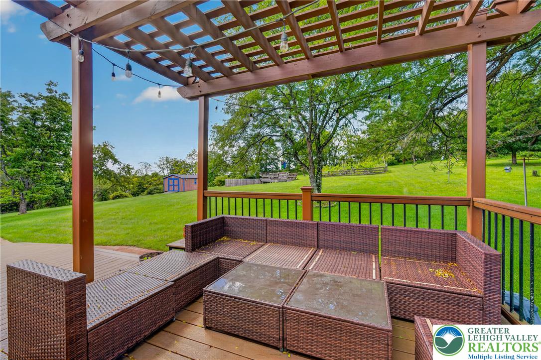 395 Sunrise Boulevard Property Photo 50