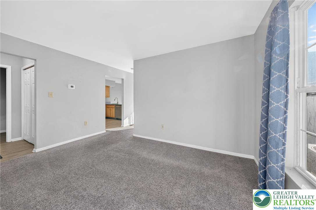 210 Shirley Lane Property Photo 11