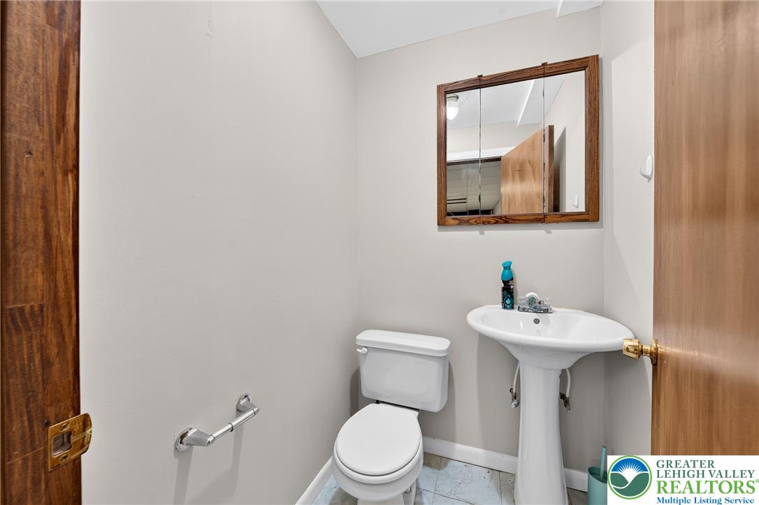 210 Shirley Lane Property Photo 37