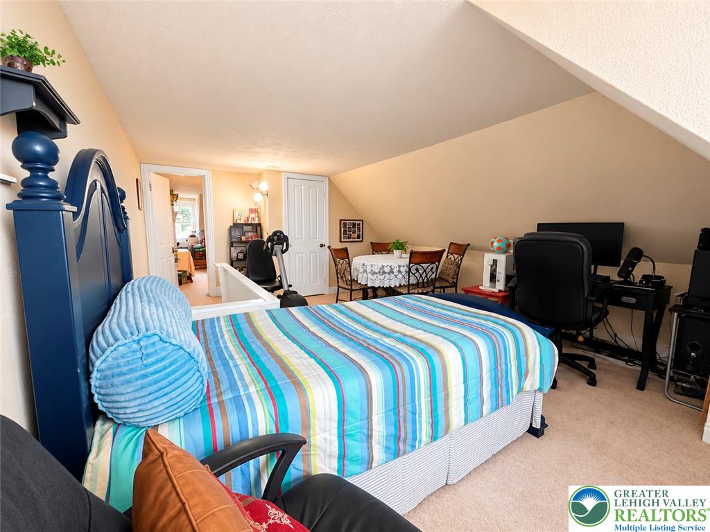 1147 Wood Avenue Property Photo 7