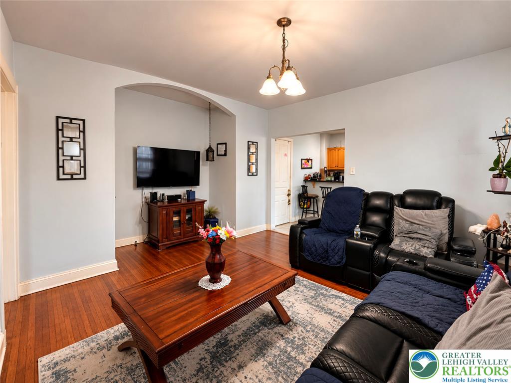 1147 Wood Avenue Property Photo 17