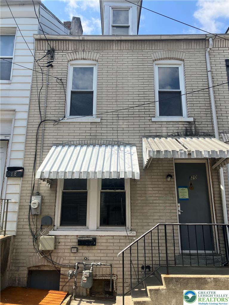 320 N Law Street Property Photo 1