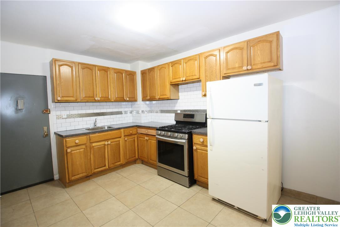 320 N Law Street Property Photo 11