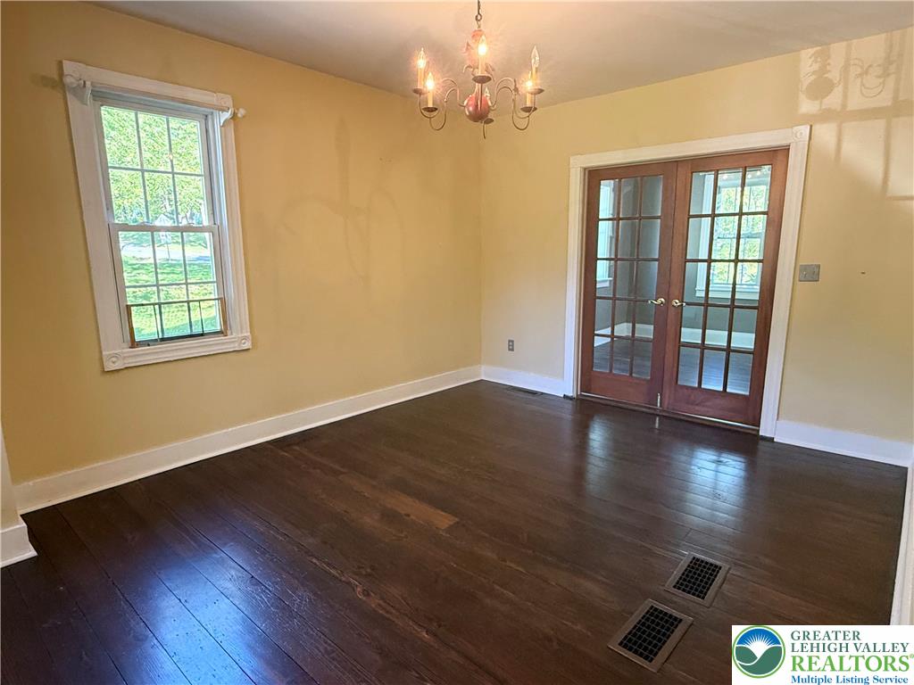 740 Engler Road Property Photo 4