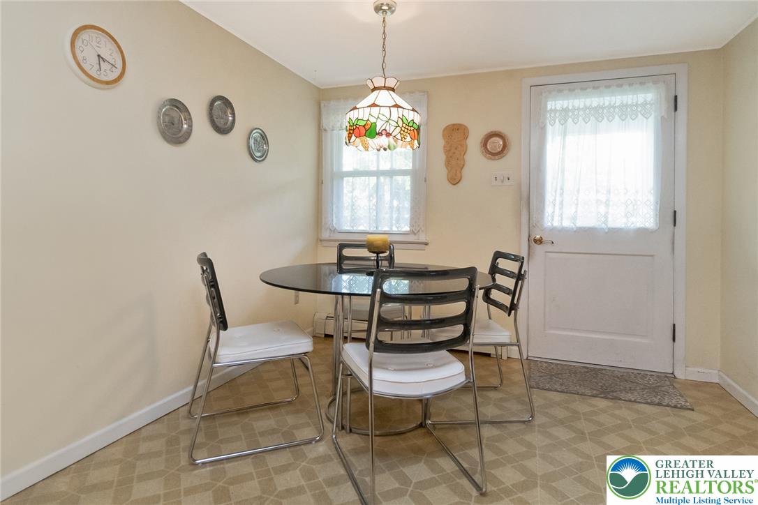 2043 Arndt Road Property Photo 10