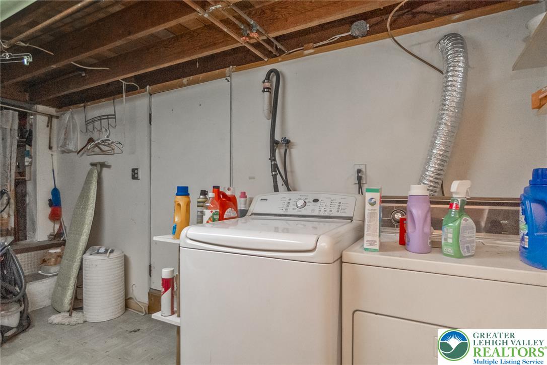 2043 Arndt Road Property Photo 24