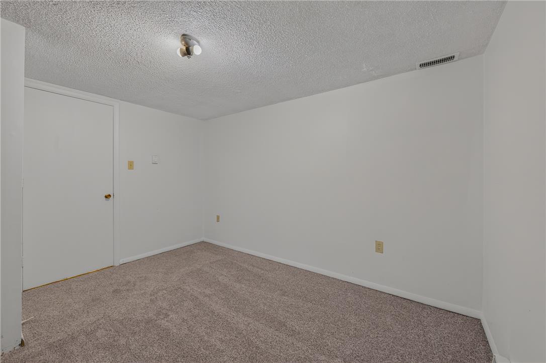 1570 Astolat Road Property Photo 10