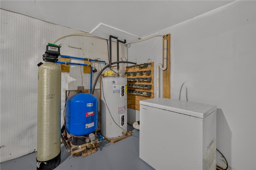 1570 Astolat Road Property Photo 15
