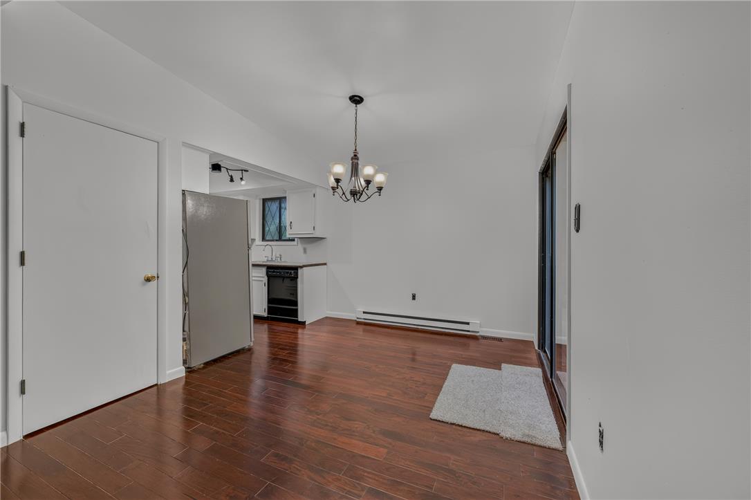 1570 Astolat Road Property Photo 22