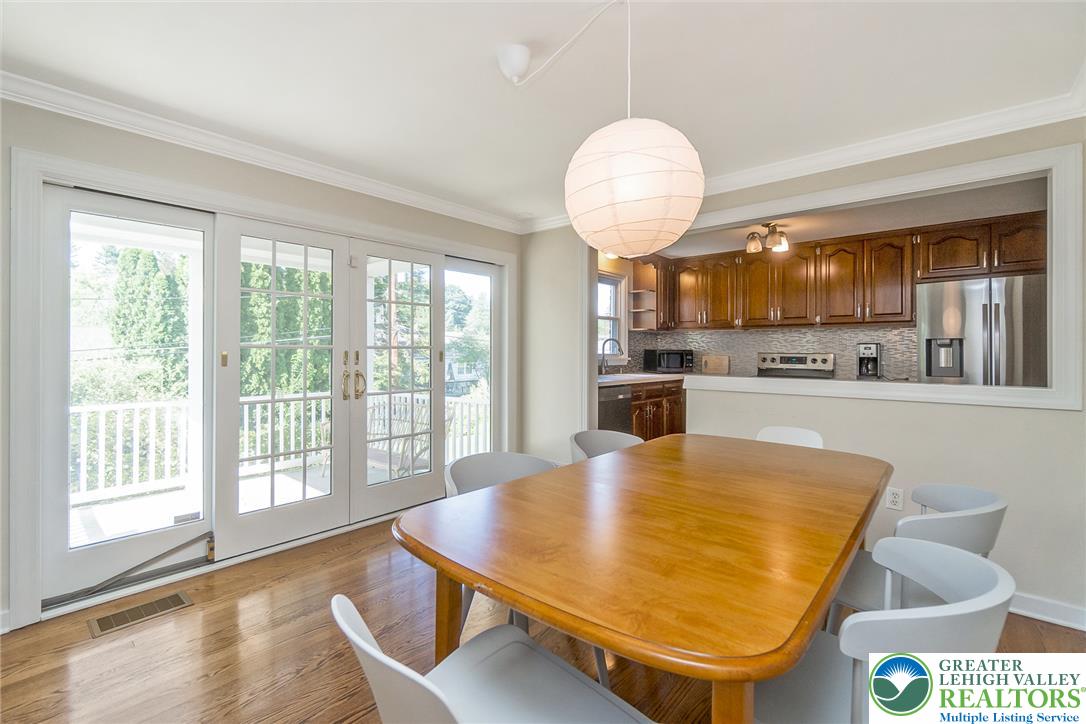 205 Bridle Path Road Property Photo 8