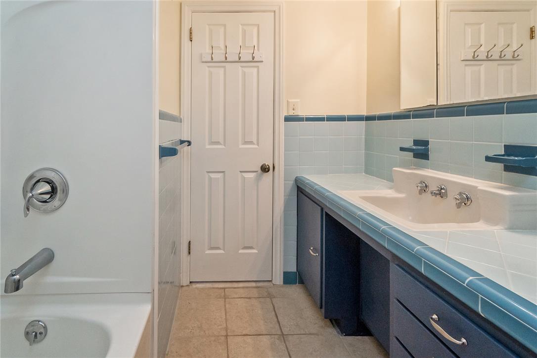 205 Bridle Path Road Property Photo 18