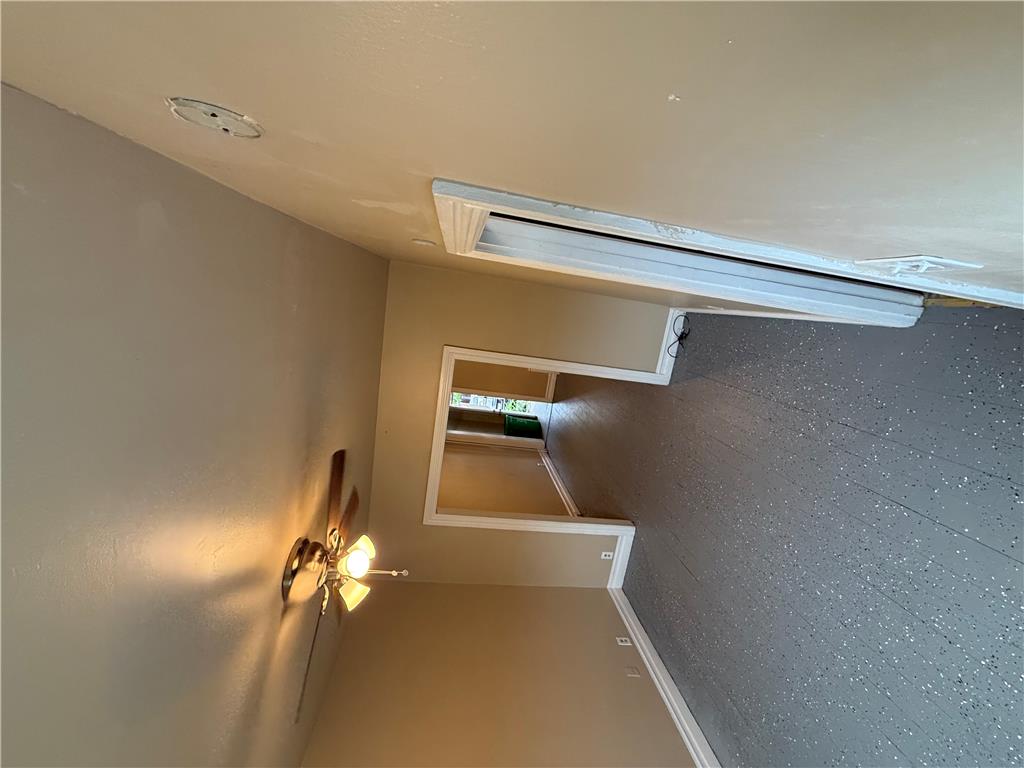 832 Chestnut Street Property Photo 2