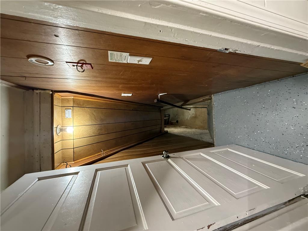 832 Chestnut Street Property Photo 14