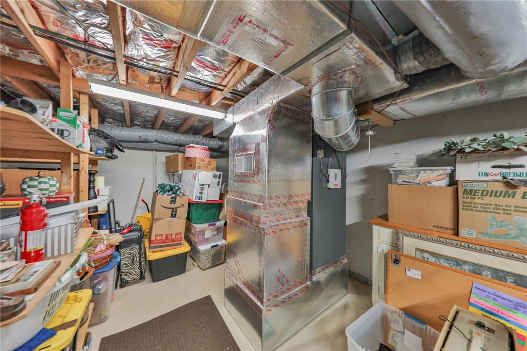 2826 Hillcrest Drive East Property Photo 67