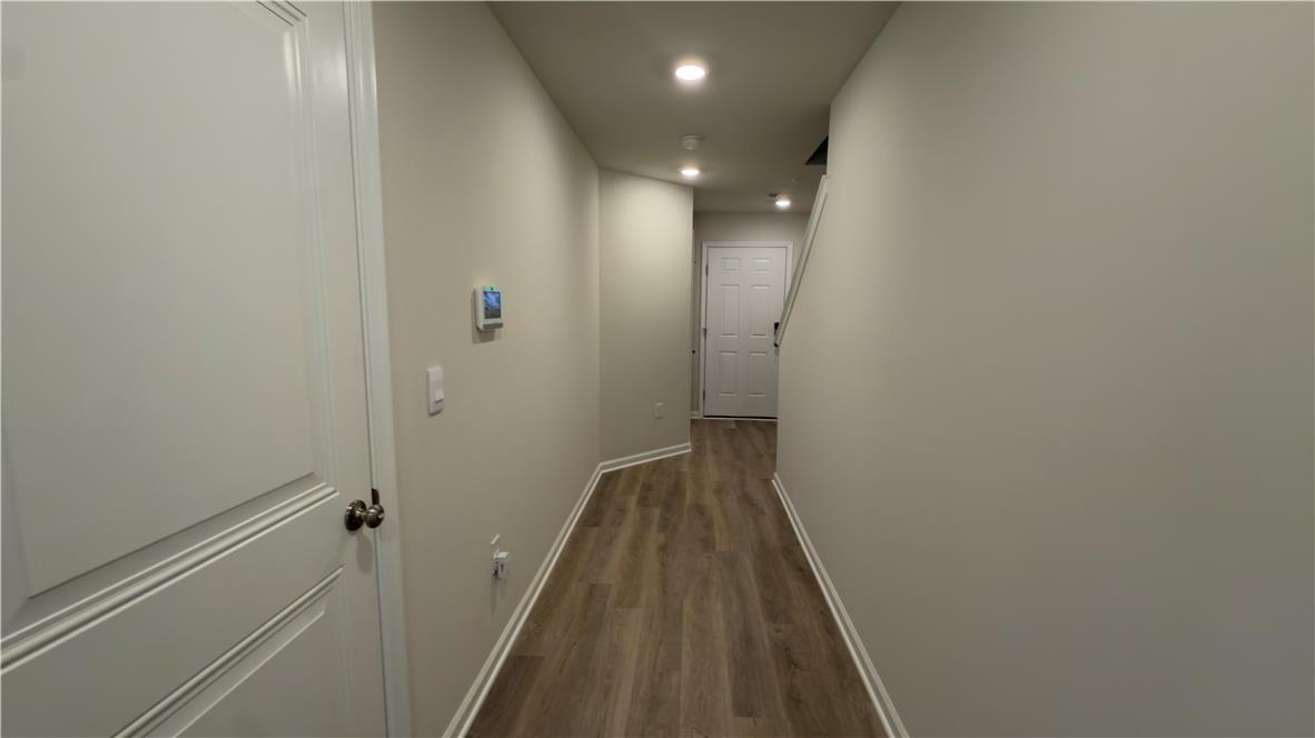 8204 Alexander Court Property Photo 4