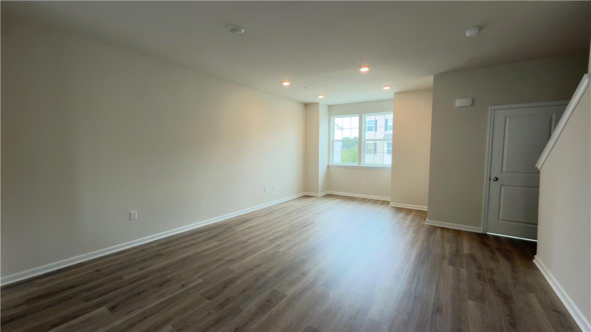8204 Alexander Court Property Photo 12