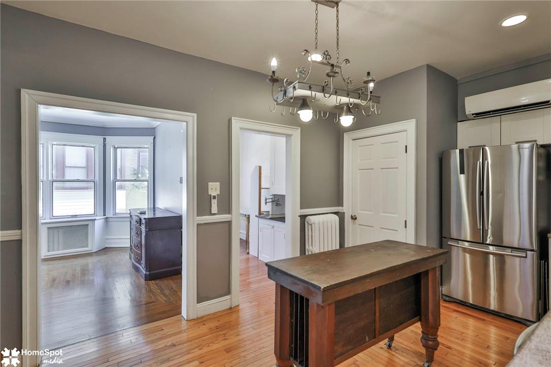 2215 West Gordon Street Property Photo 18