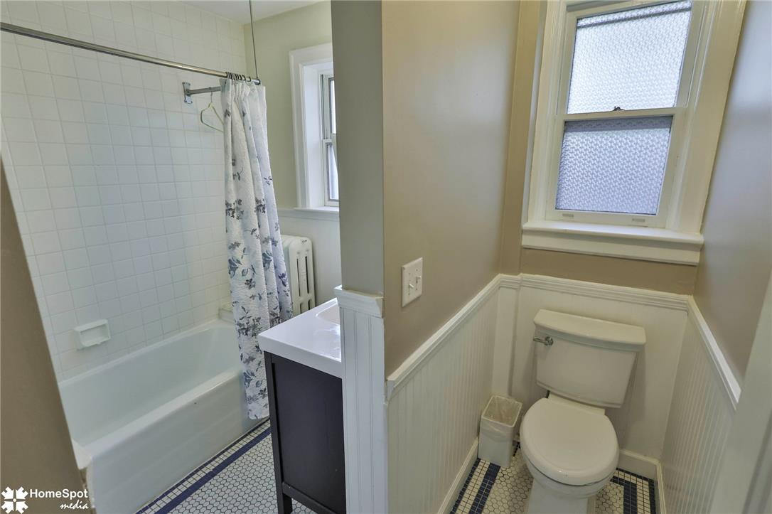 2215 West Gordon Street Property Photo 40