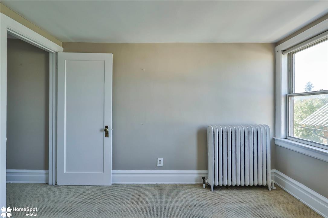 2215 West Gordon Street Property Photo 56