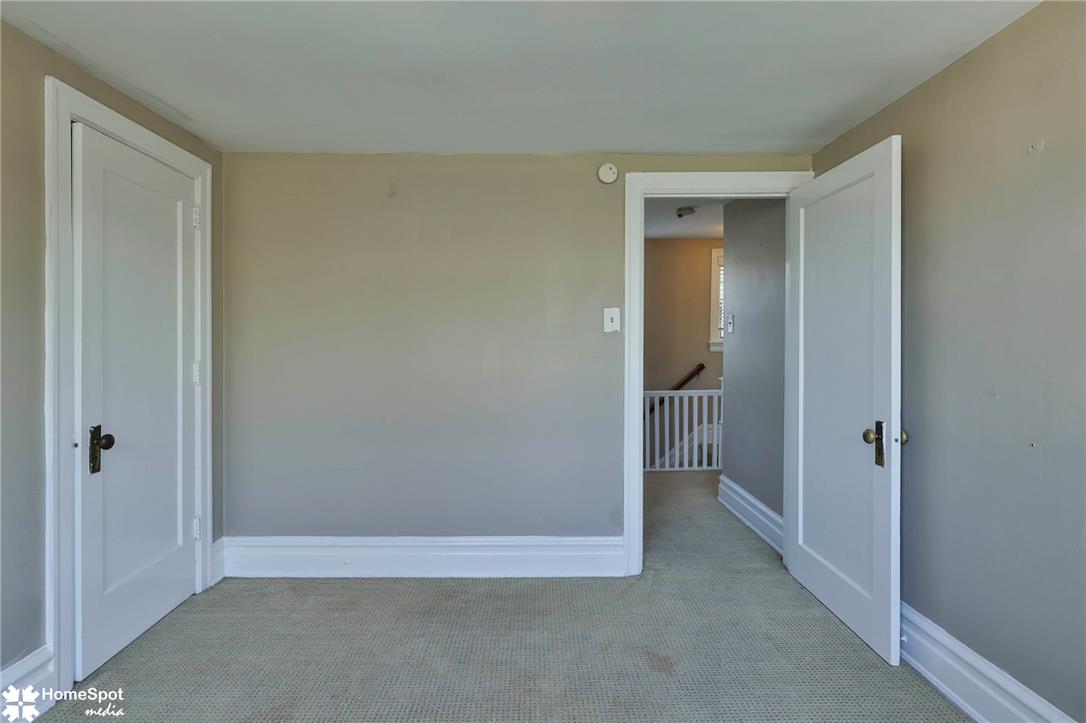 2215 West Gordon Street Property Photo 57