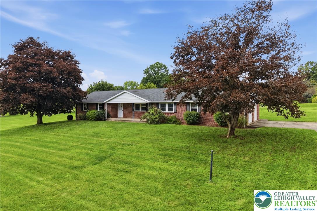 628 Williams Road Property Photo 4