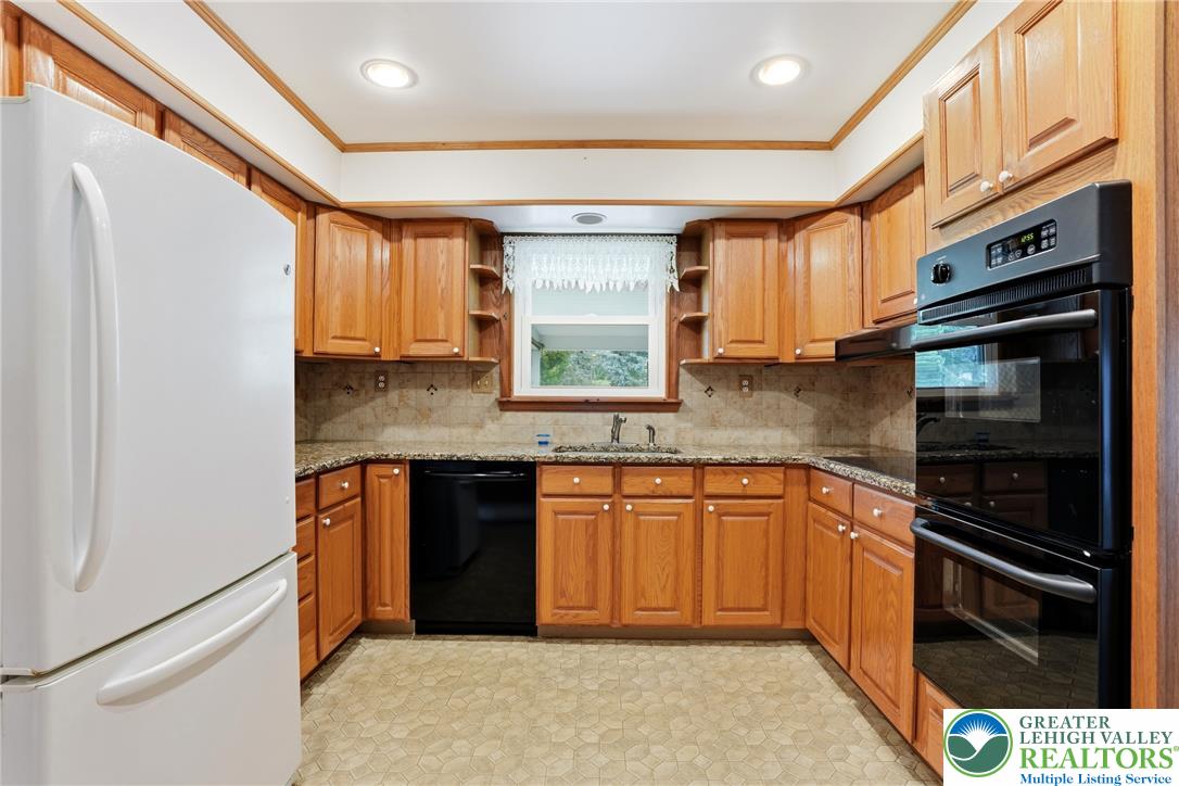 628 Williams Road Property Photo 13