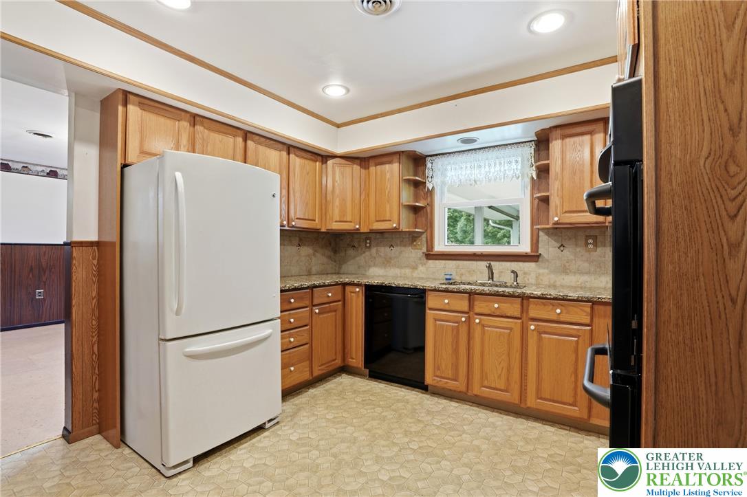 628 Williams Road Property Photo 15