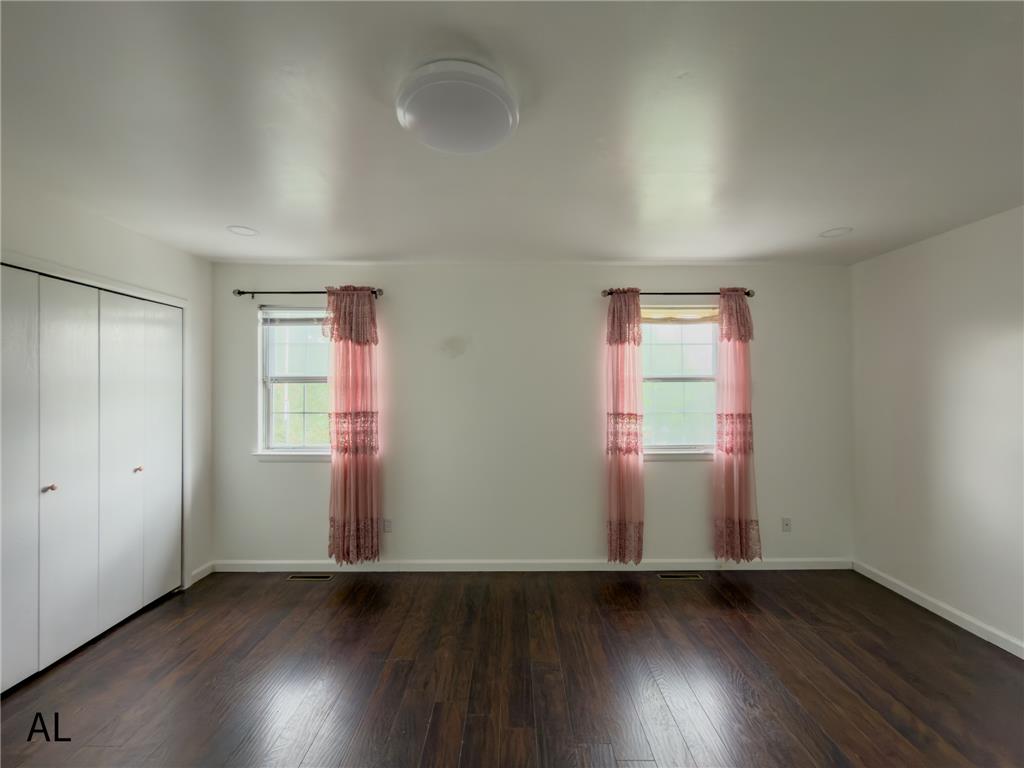 1890 Redwood Drive Property Photo 16