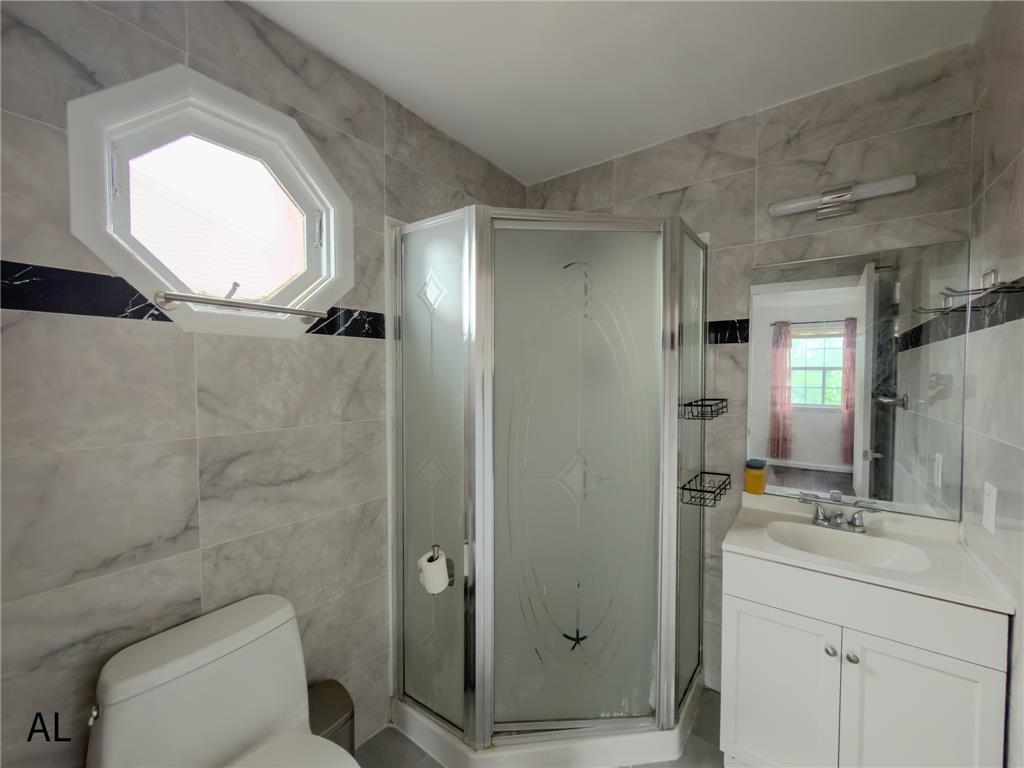 1890 Redwood Drive Property Photo 20