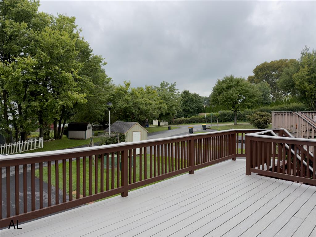 1890 Redwood Drive Property Photo 34